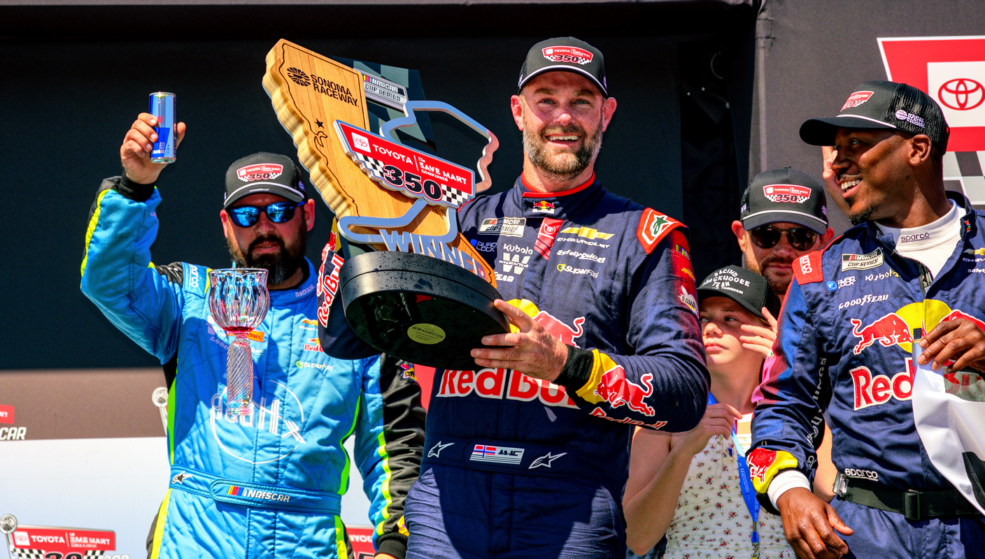 Shane van Gisbergen 逆袭夺冠背后的4大关键启示：U8 SPORTS - U8体育 在索诺玛的不可复制之路